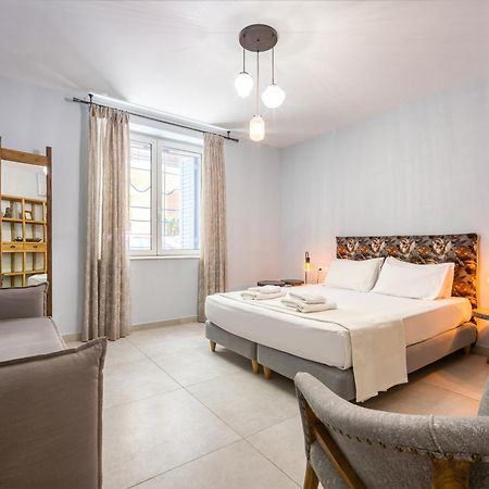 Bentzi...Boutique Apartment In Pangrati, Superior Suite Athens Exterior photo